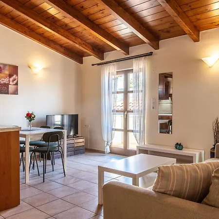 Katrina House 公寓 *