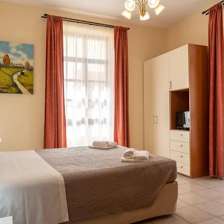 アパート Katrina House *