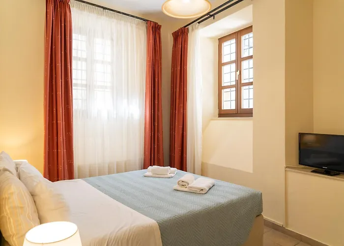 Apartment Katrina House