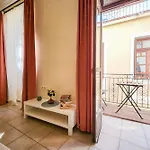 Katrina House Apartamento Rétino